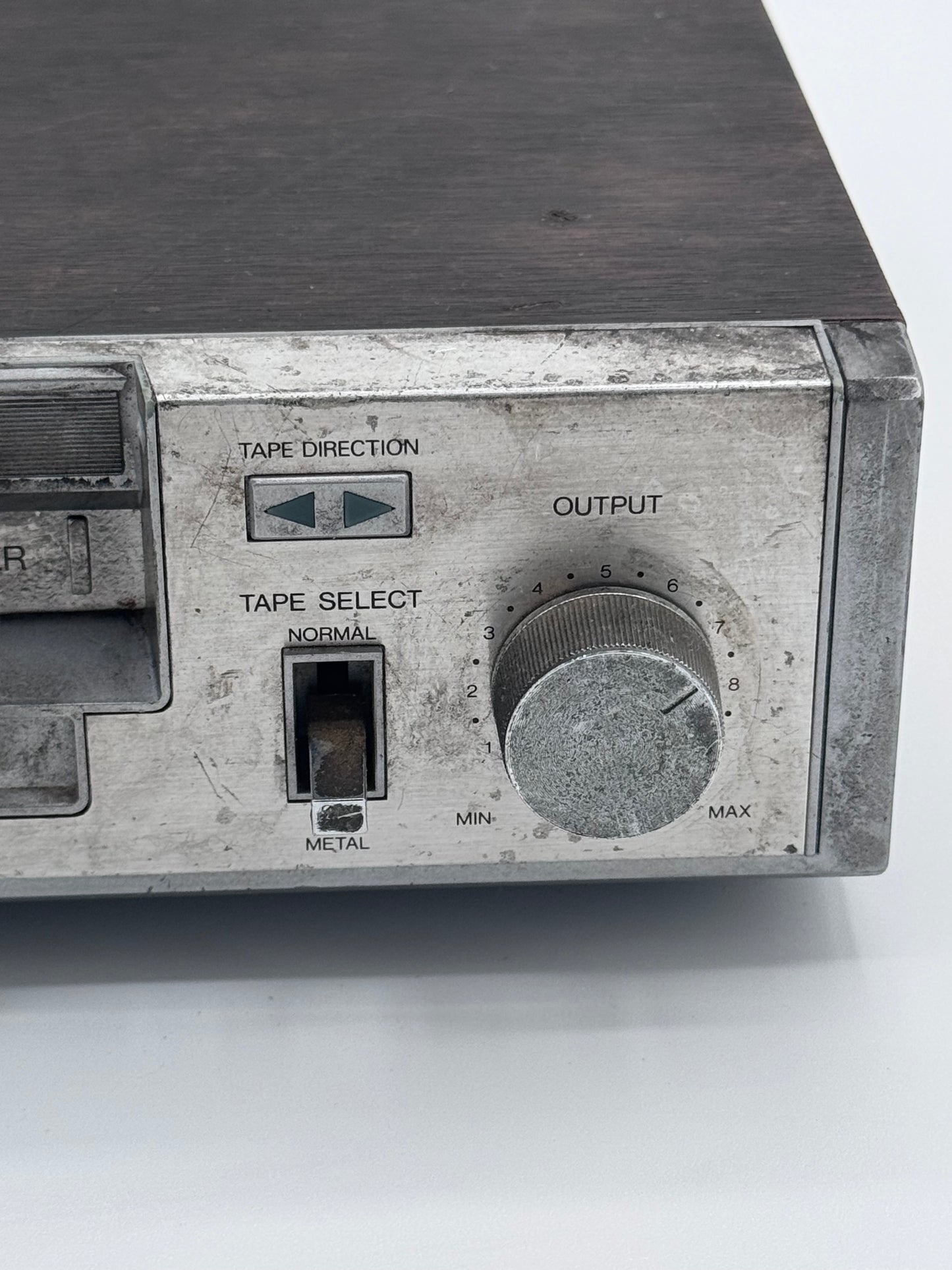 Realistic SCP-5 Stereo 1980’s Cassette Player Car Dash Vintage Antique Radio Stereo Rare