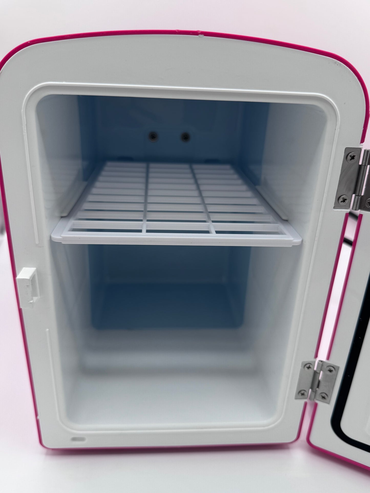 Frigidaire 9 Can Mini Retro Portable Refrigerator Hot Pink Diamond Door