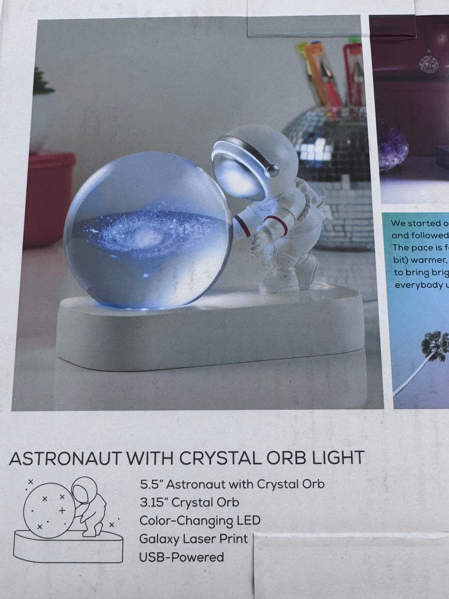 3D Astronaut Crystal Ball Night Light, 3D Crystal Ball Night Lamp, 3D Galaxy Crystal Ball with Colorful LED Light Base, Color Changing Light