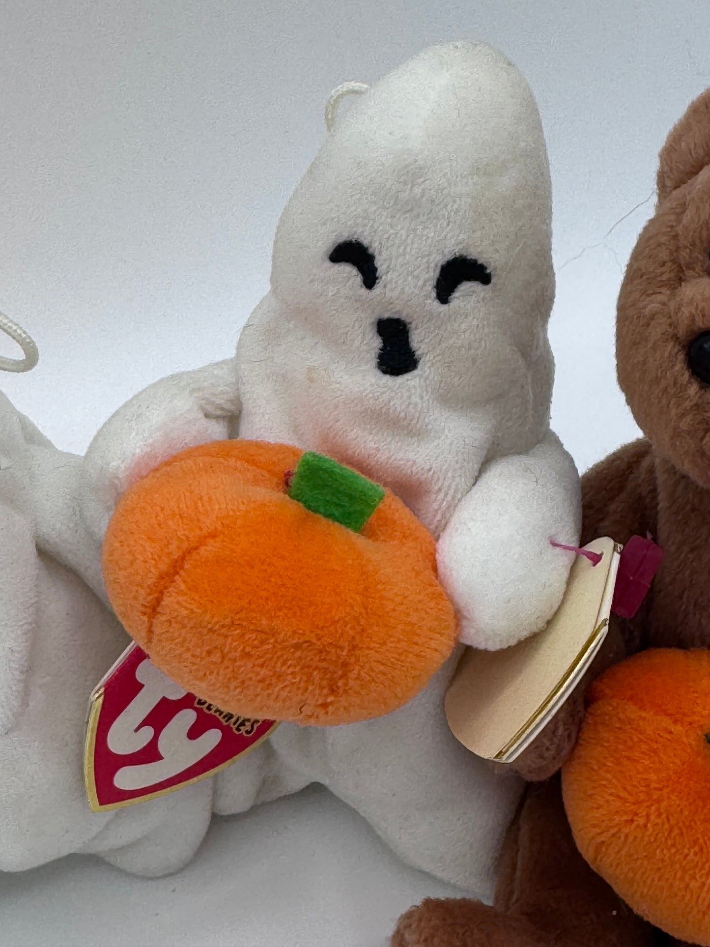 Teenie Beanie Babies Holiday- Halloweenie & Basket Set of 5
