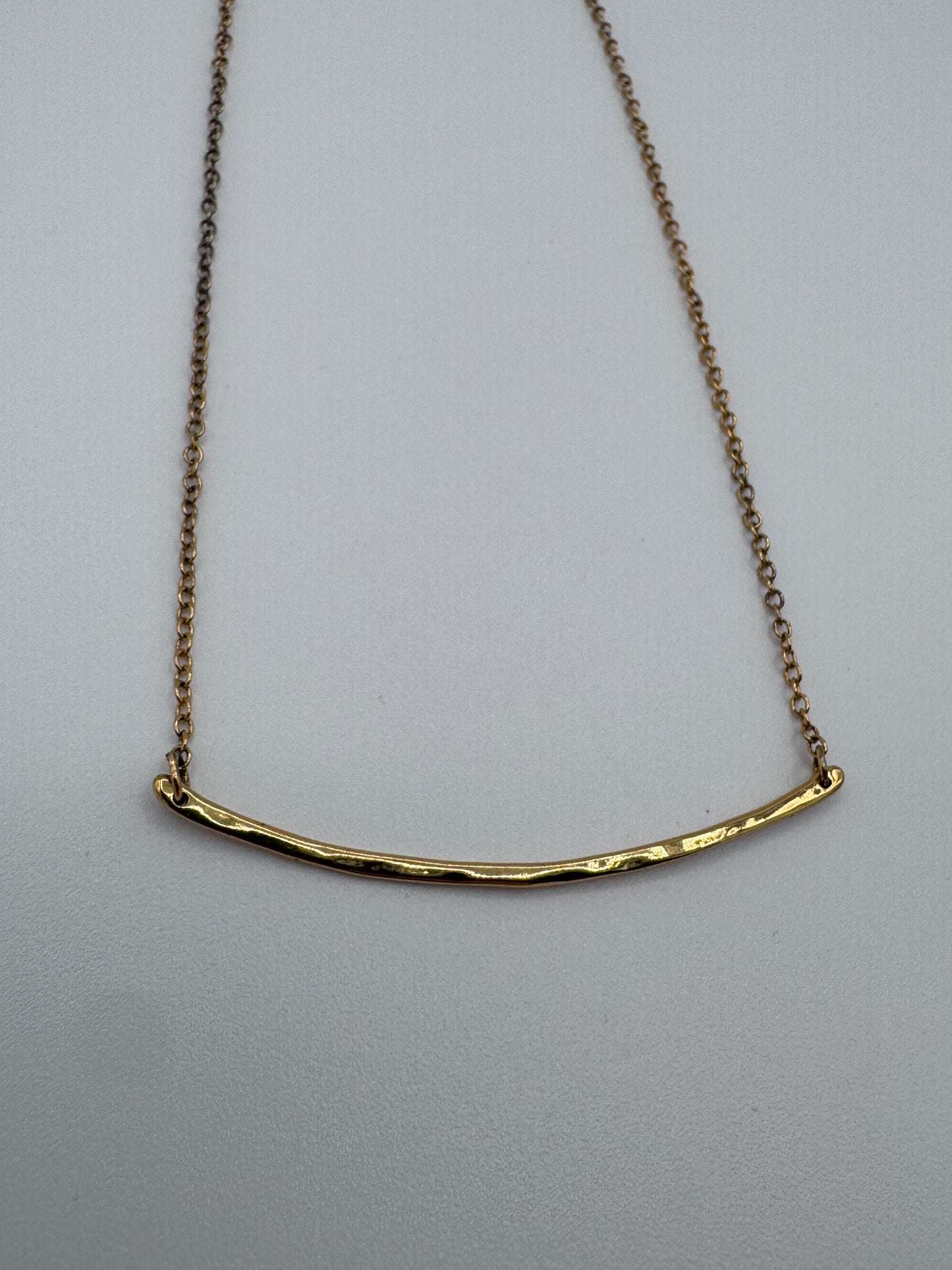 Gorjana Gold Plated Vintage Stick Curved Hammered Tanner Bar Necklace