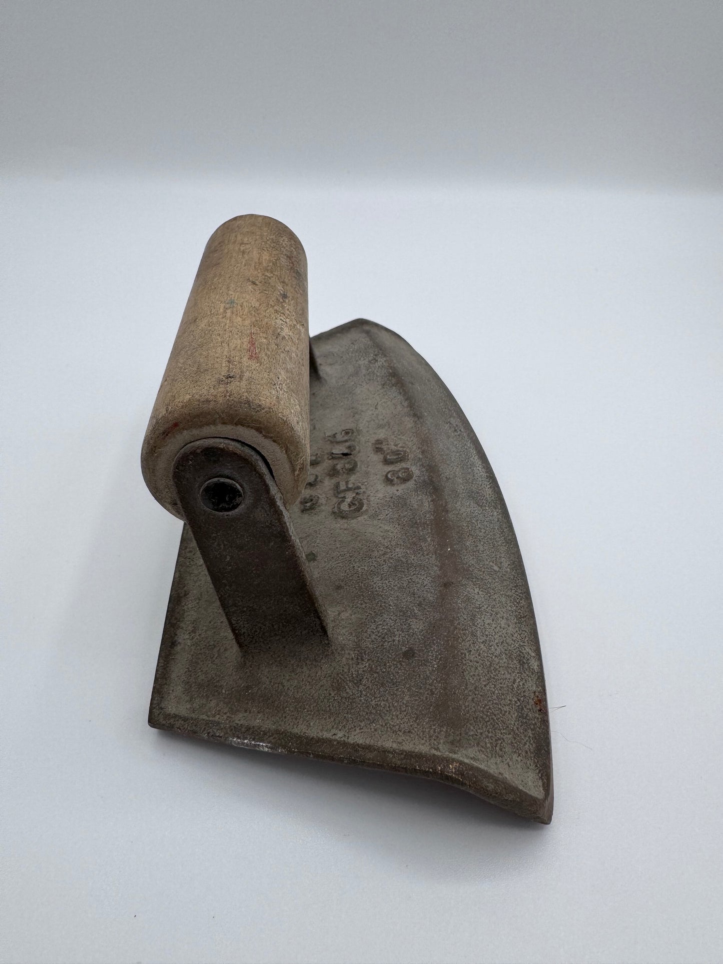 Kraft Tool Co CF 386 Vintage Cast Iron Cement Edger