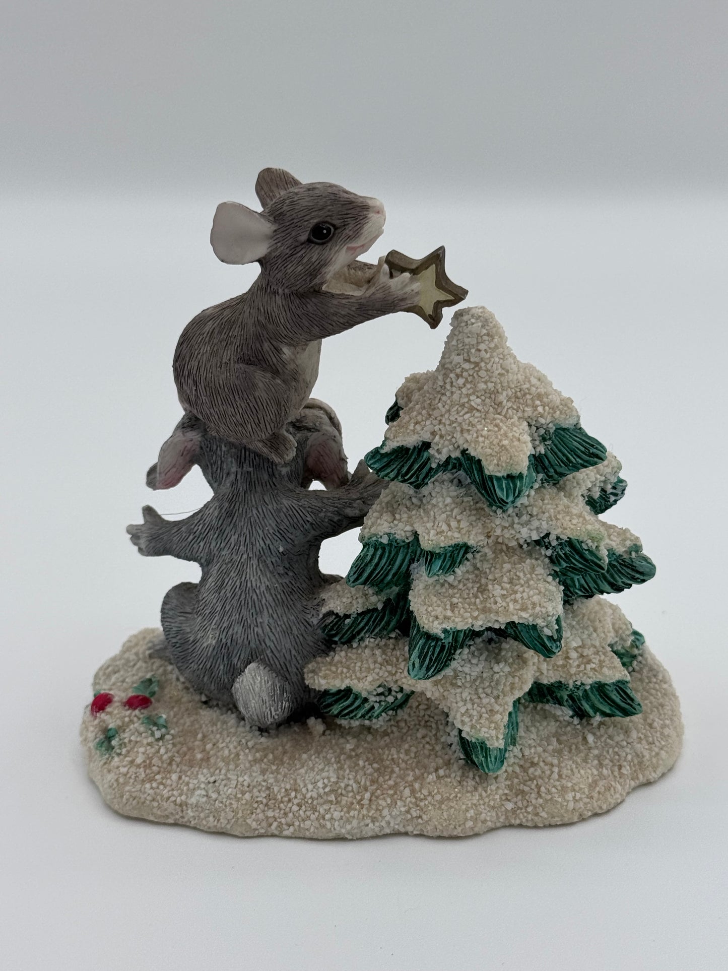 Charming Tails Teamwork Helps Mackenzie and Binkey Christmas Tree Star Vintage Christmas Figurine