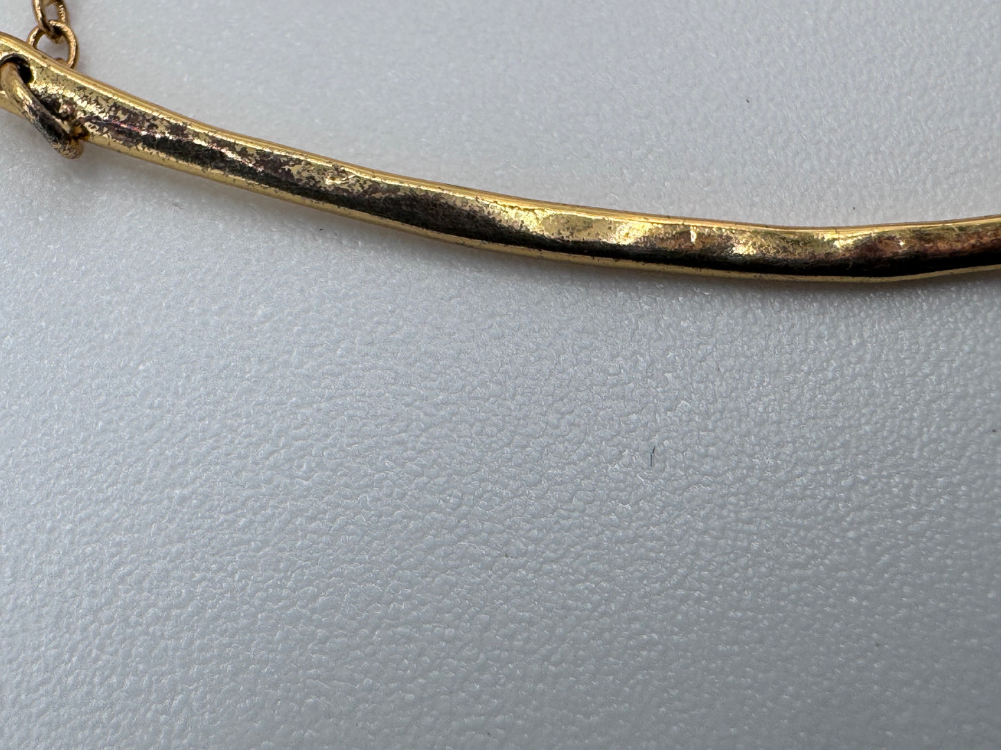 Gorjana Gold Plated Vintage Stick Curved Hammered Tanner Bar Necklace