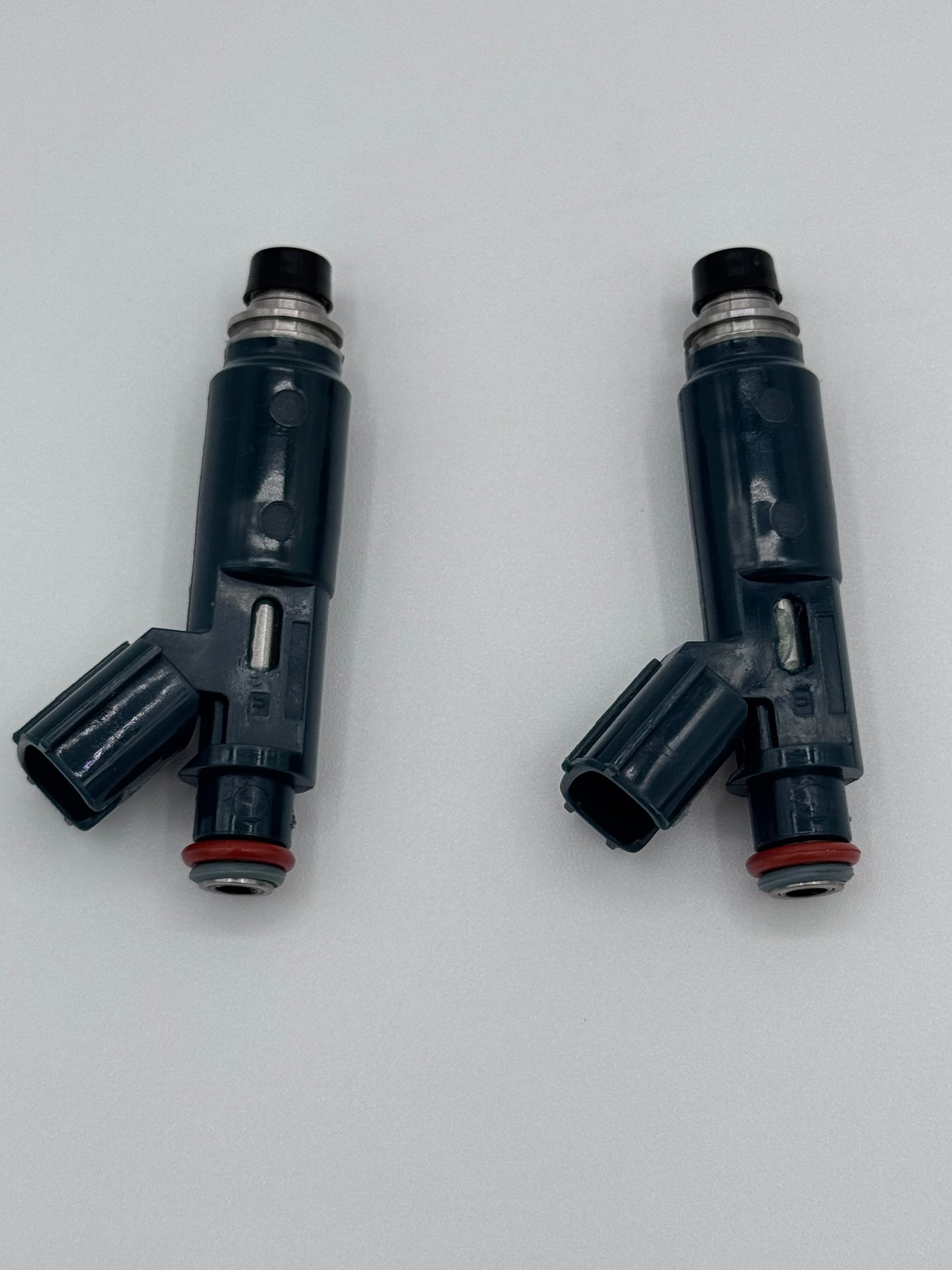Fuel injectors Part 23250 - 22010 Set of 2