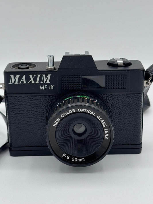 Maxim MF-IX 35mm Film Vintage Black Camera with Case, Strap and Lens Cover