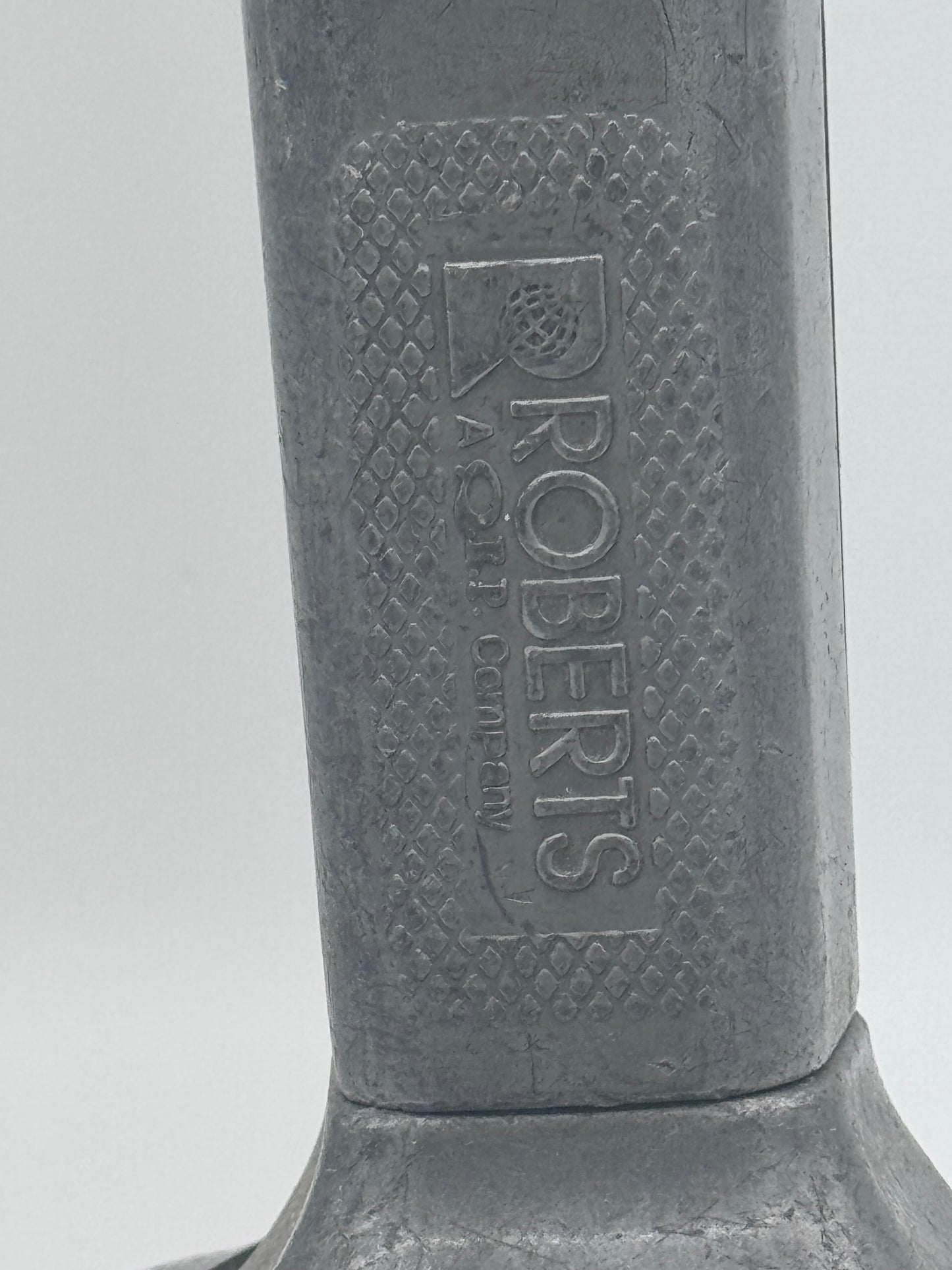 Roberts Pre-Owned Knee Kicker Carpet Stretcher