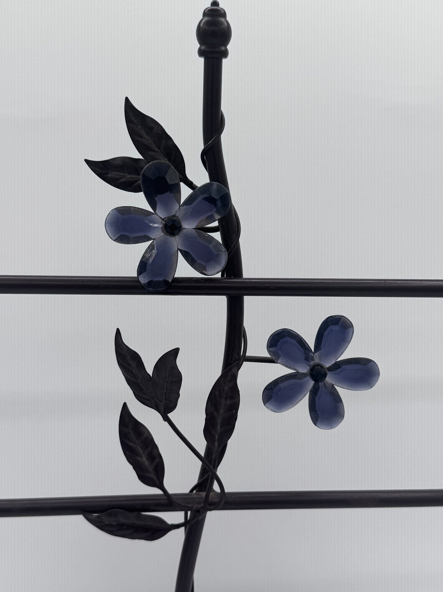 Metal Brown Floral Antique Jewelry Stand Display Storage Holder
