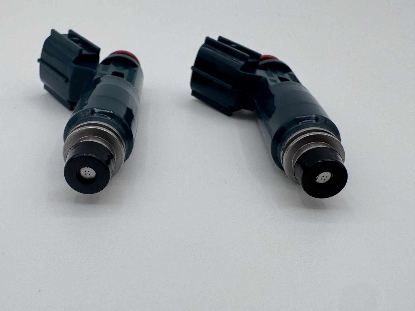 Fuel injectors Part 23250 - 22010 Set of 2