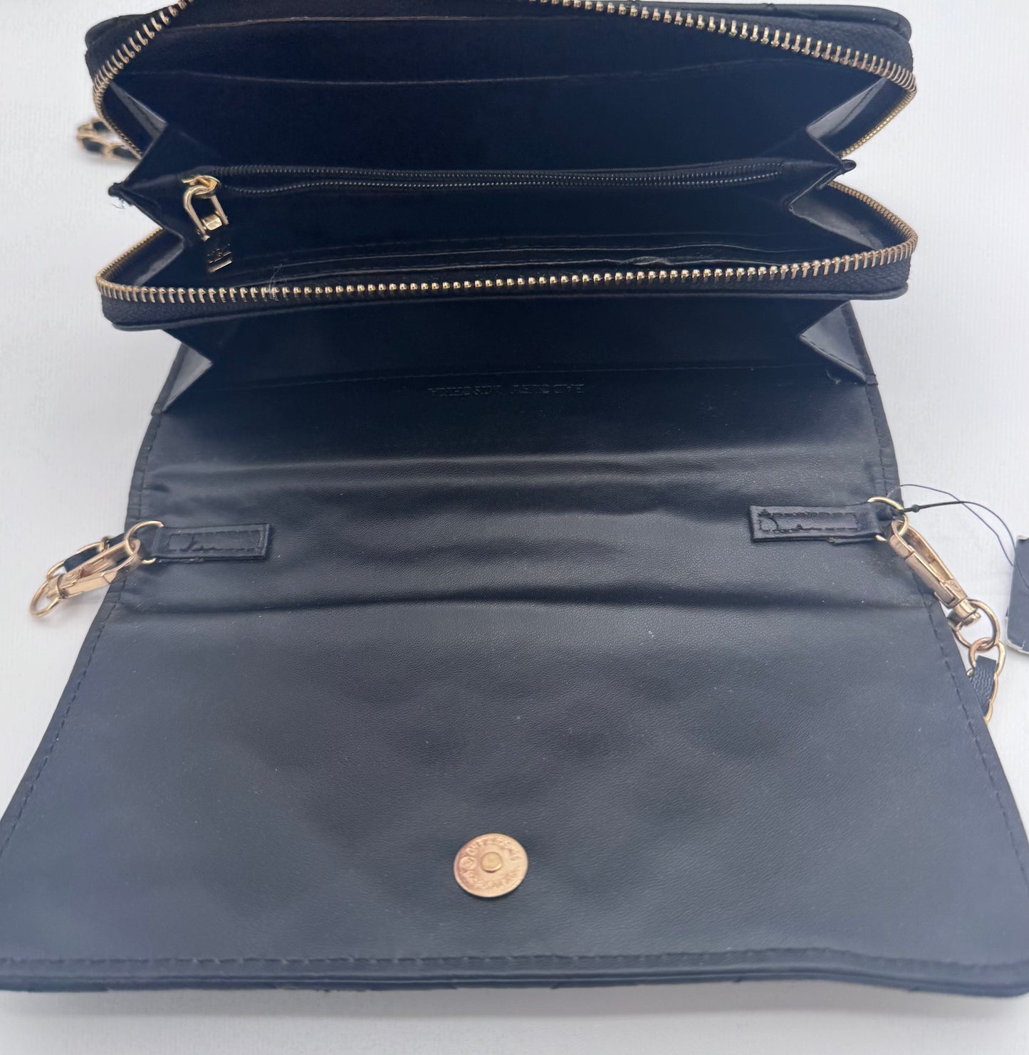 Badgley Mischka Black Quilted Crossbody Wallet Bag Purse