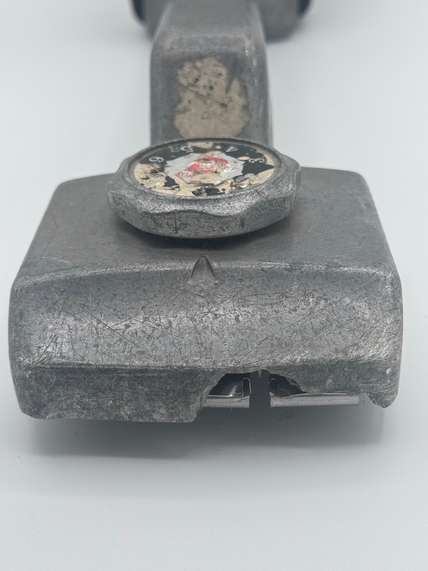 Roberts Pre-Owned Knee Kicker Carpet Stretcher
