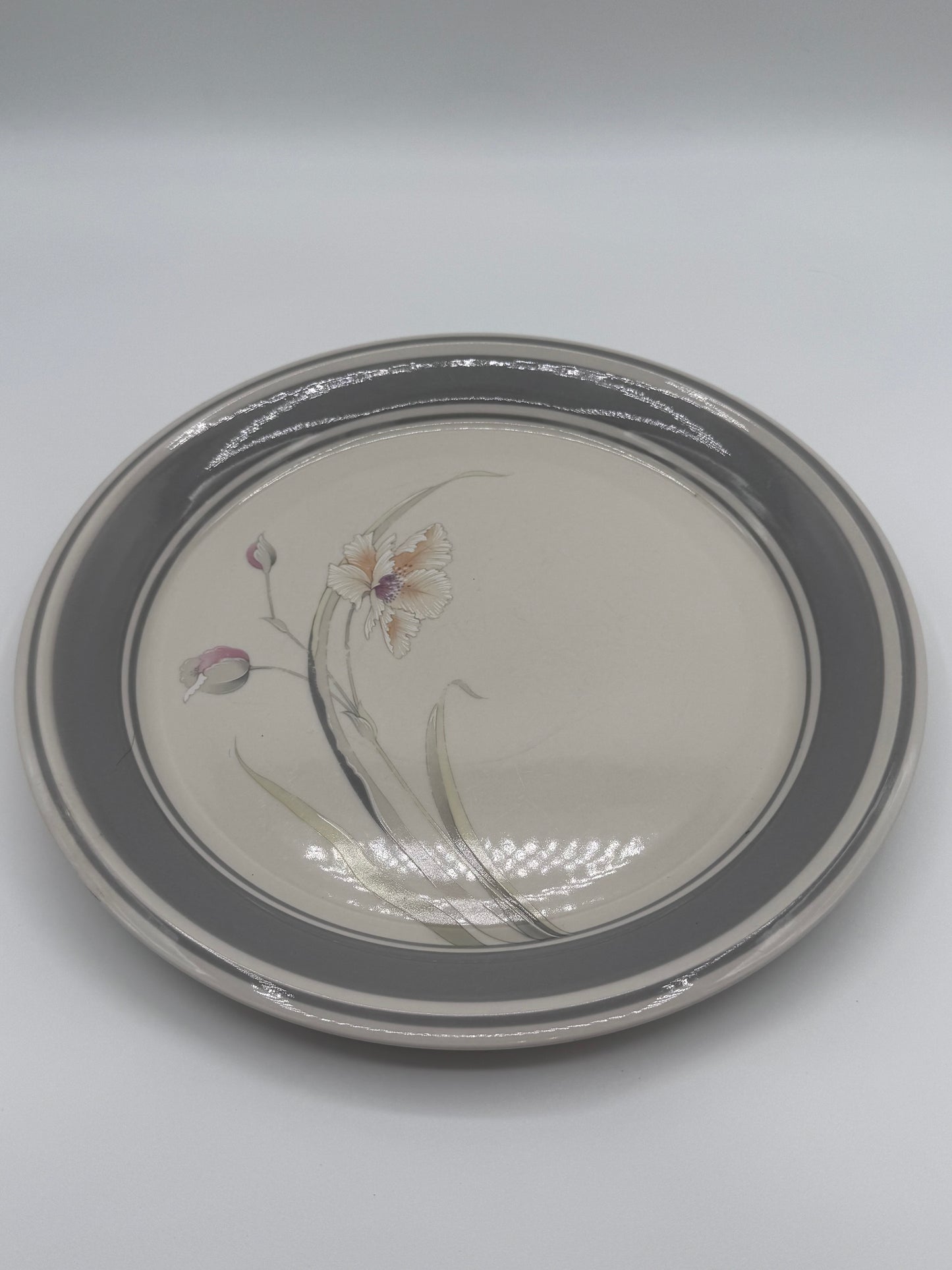 Cortina by Sango Sancorti Vintage Set of 5 Dishes - 4 Dinner Plates & 1 Bowl