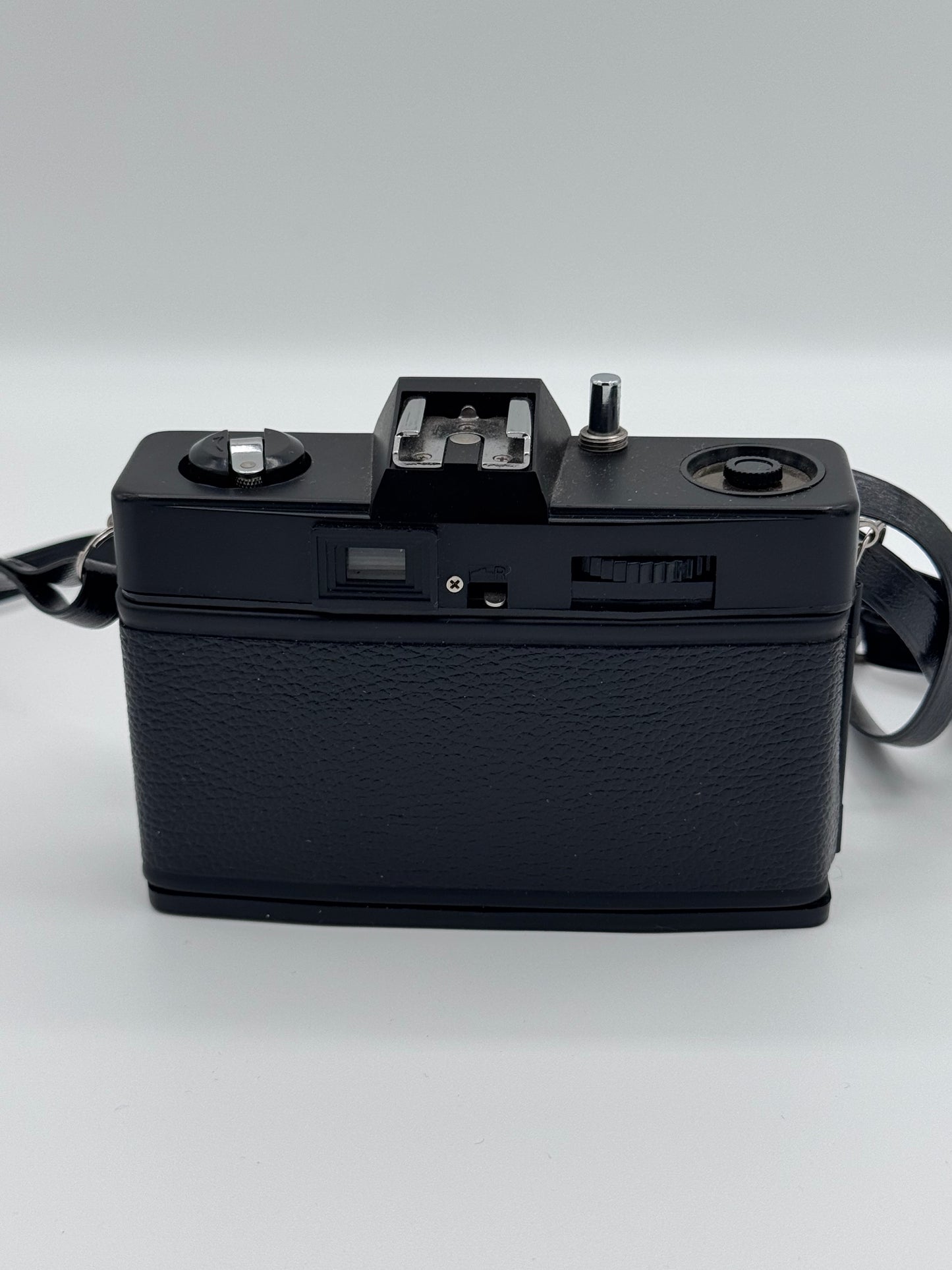 Maxim MF-IX 35mm Film Vintage Black Camera with Case, Strap and Lens Cover