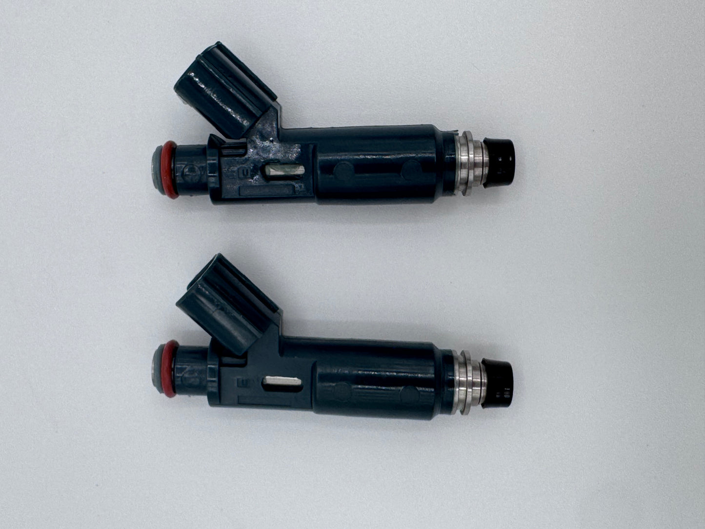 Fuel injectors Part 23250 - 22010 Set of 2