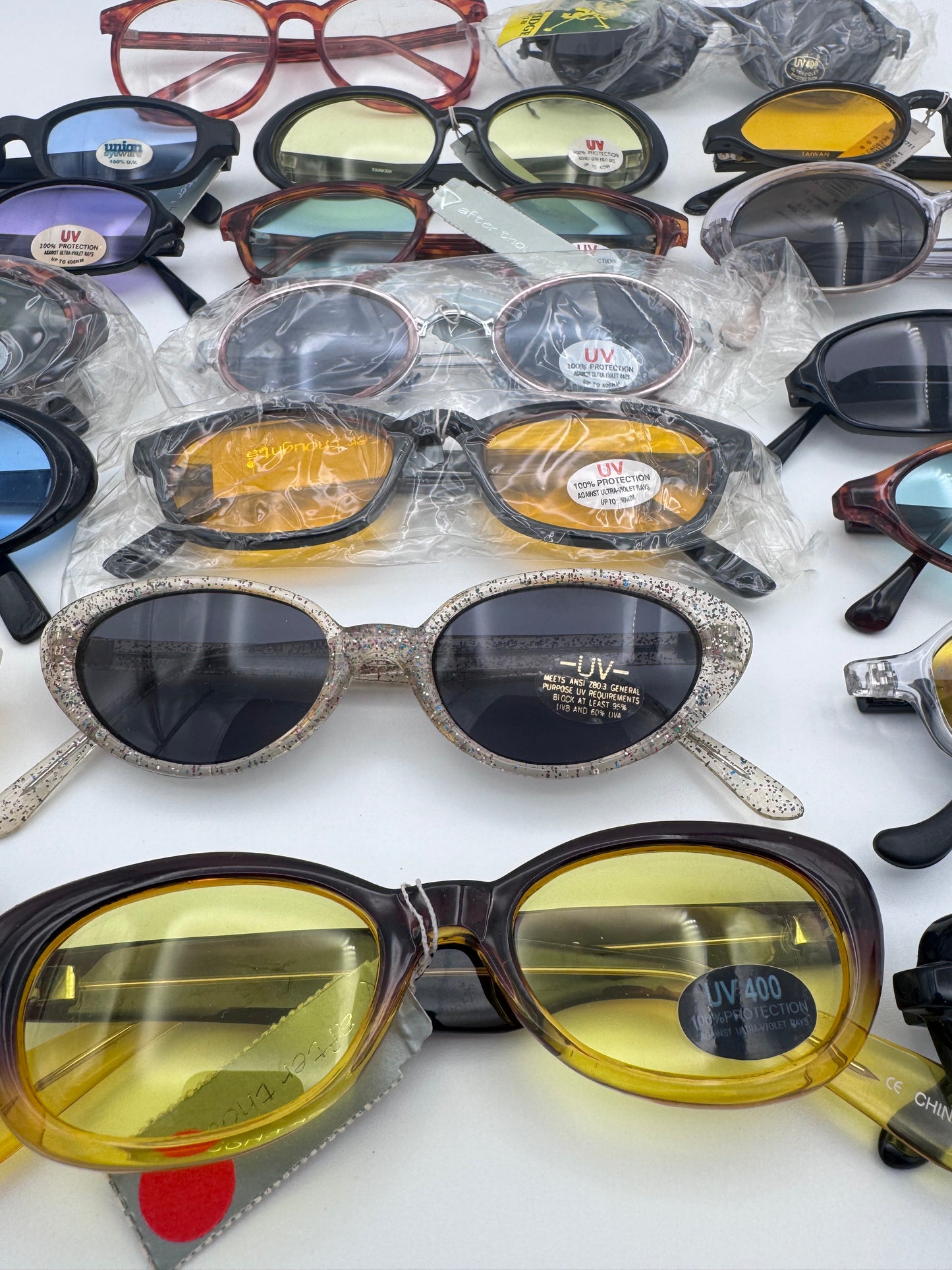 Fashion Sunglasses Eyewear Plastic Frame Set of 20 Mixed Assorted Styles and Colors Lot 6