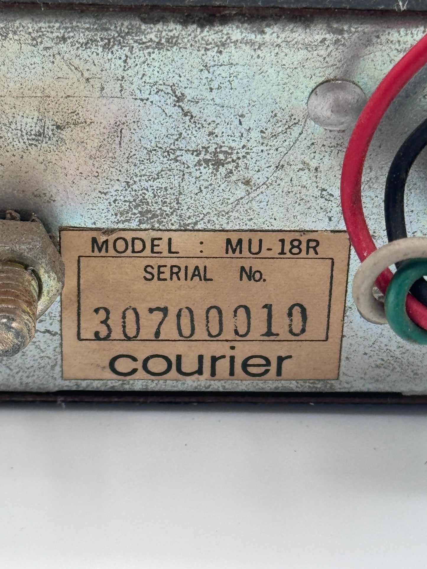 Courier Car Dash Vintage Antique Stereo Radio MU-18R Rare