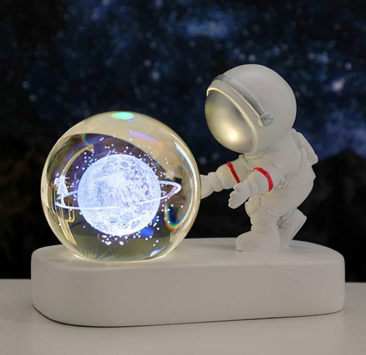 3D Astronaut Crystal Ball Night Light, 3D Crystal Ball Night Lamp, 3D Galaxy Crystal Ball with Colorful LED Light Base, Color Changing Light