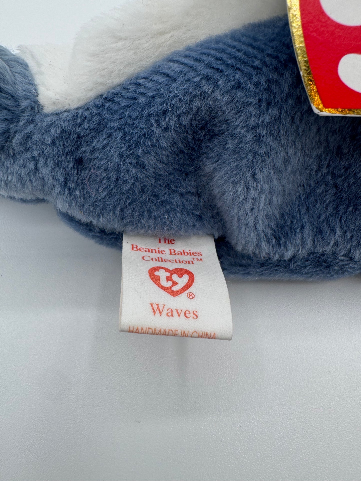 Beanie Baby Echo Error Mislabled Waves on Hang Tag 4 and Tush Tag 3