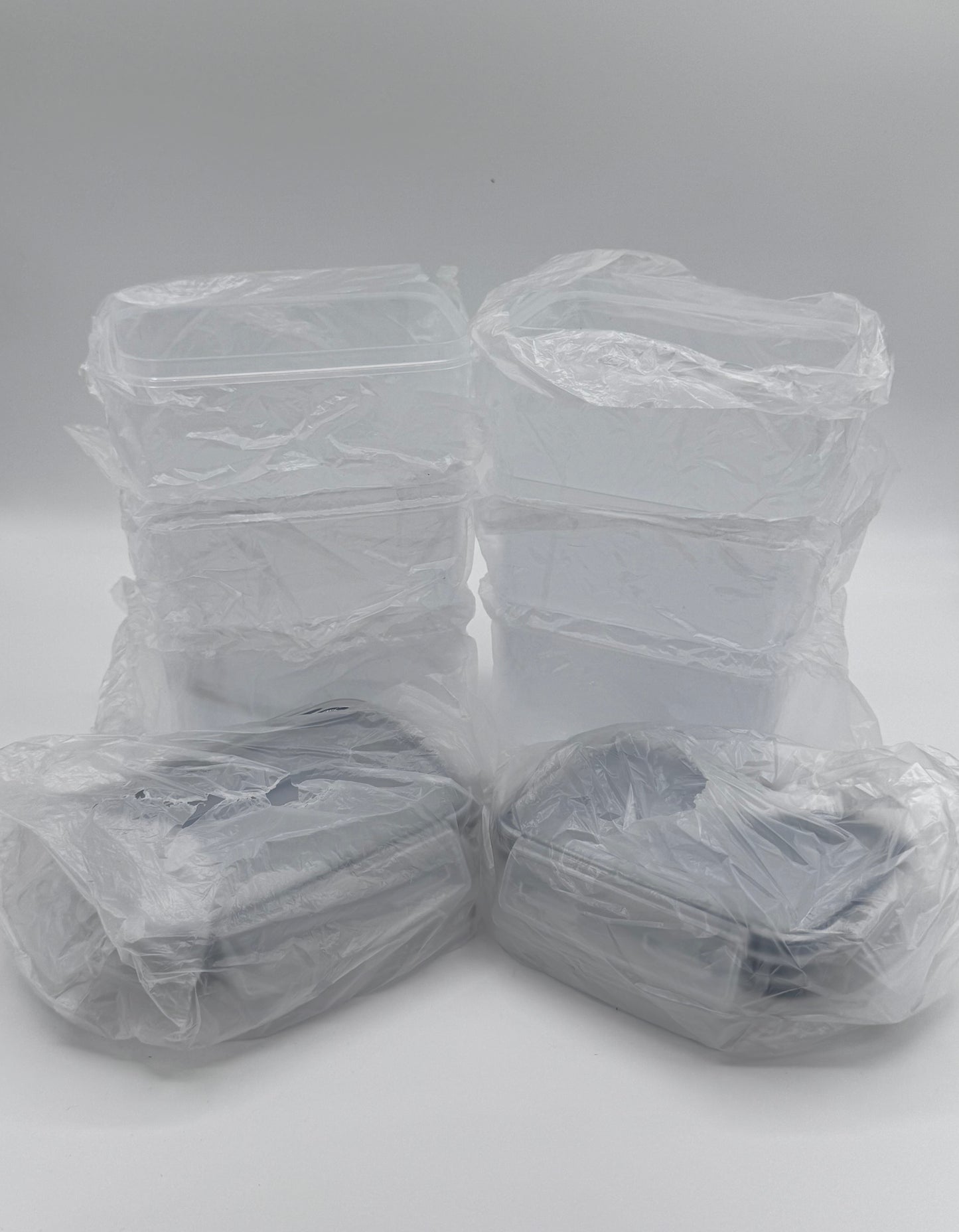 Tupperware Set of 6 with Snap Lids