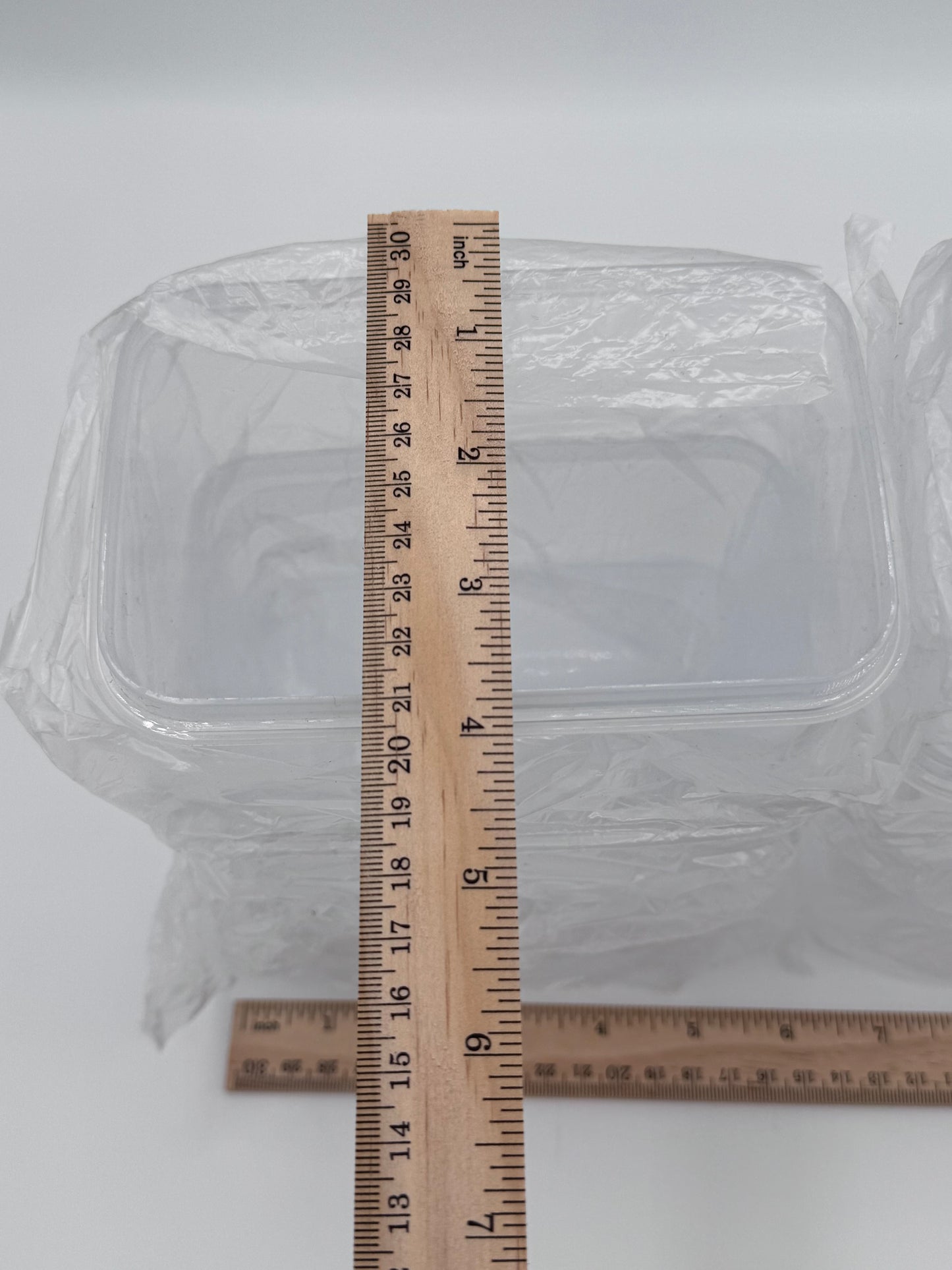 Tupperware Set of 6 with Snap Lids