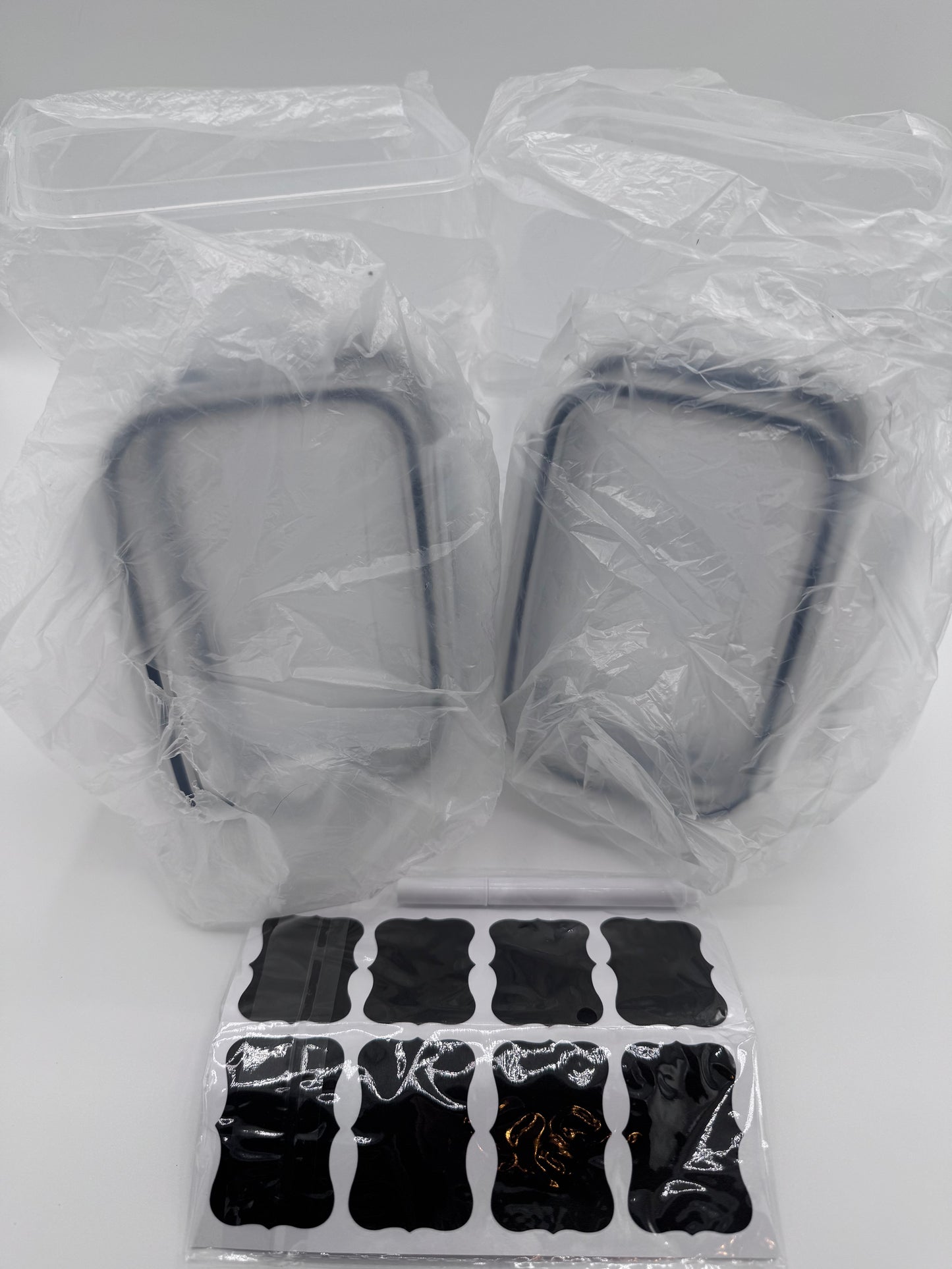 Tupperware Set of 6 with Snap Lids