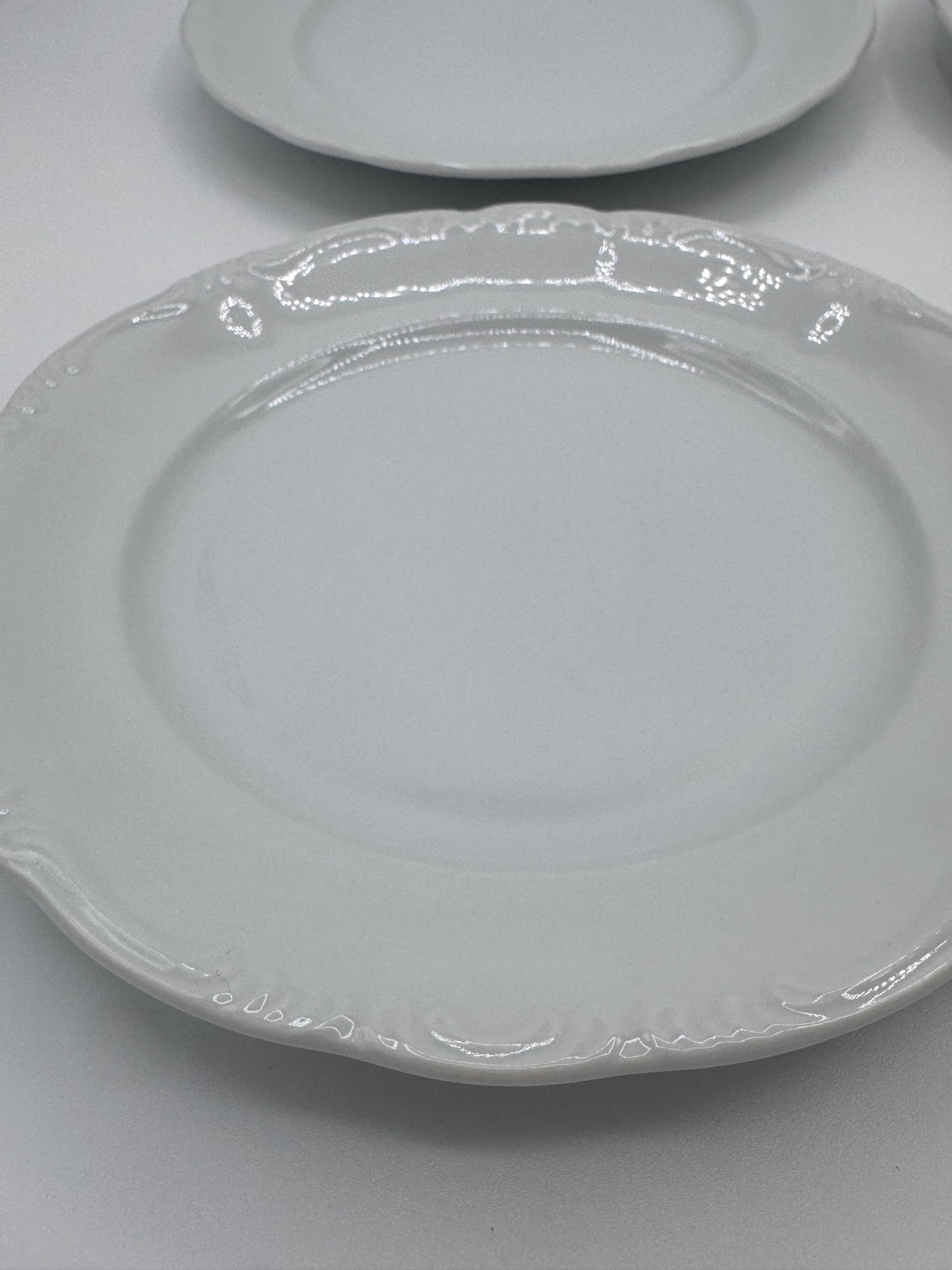 Classic Baroque Porcelain China Japan Off White Set of 4 Salad Plates