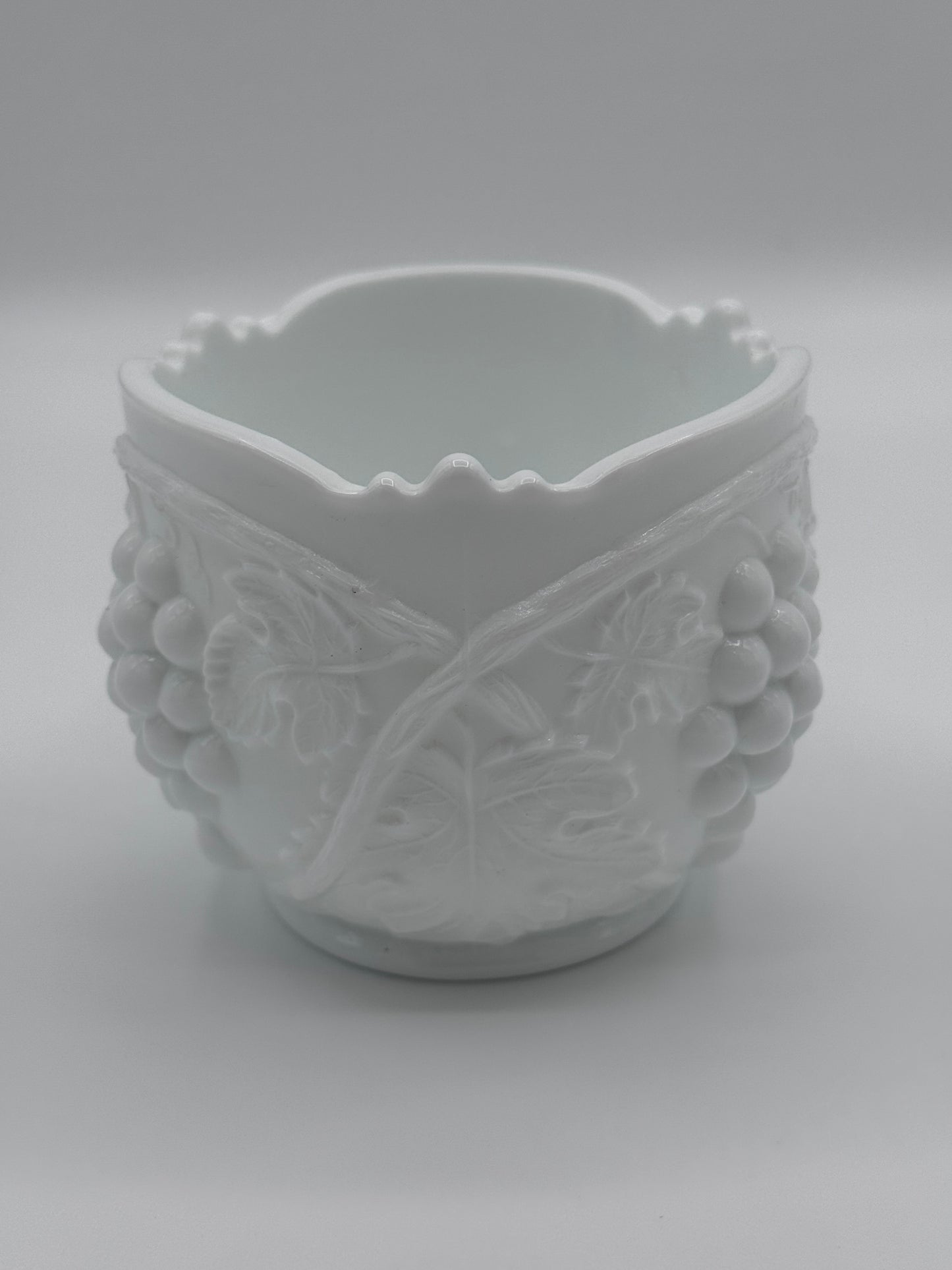 Tiffin Hand Made Grape Design White Milk Bowl