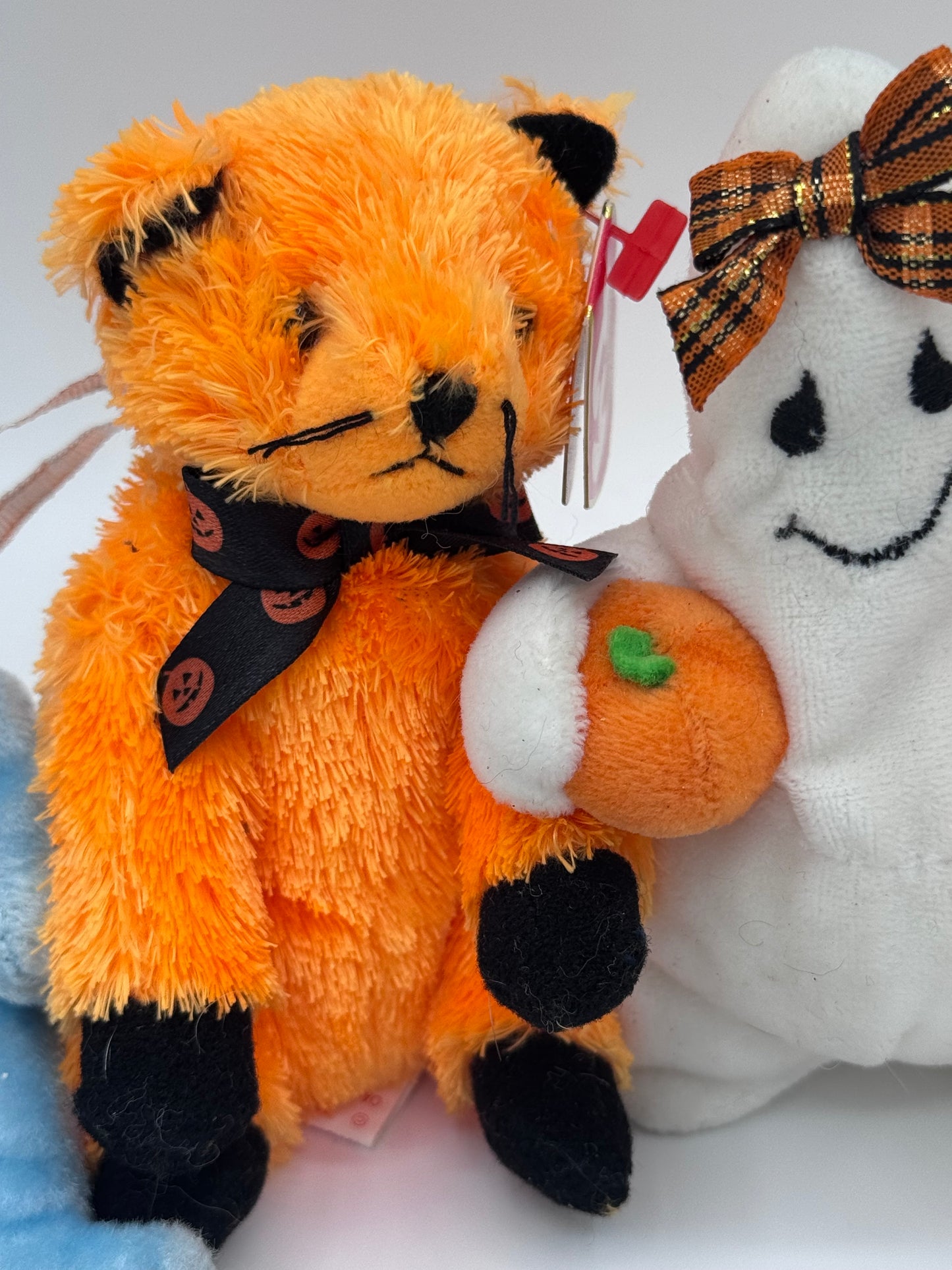 Teenie Beanie Babies Holiday- Halloweenie & Basket Set of 5