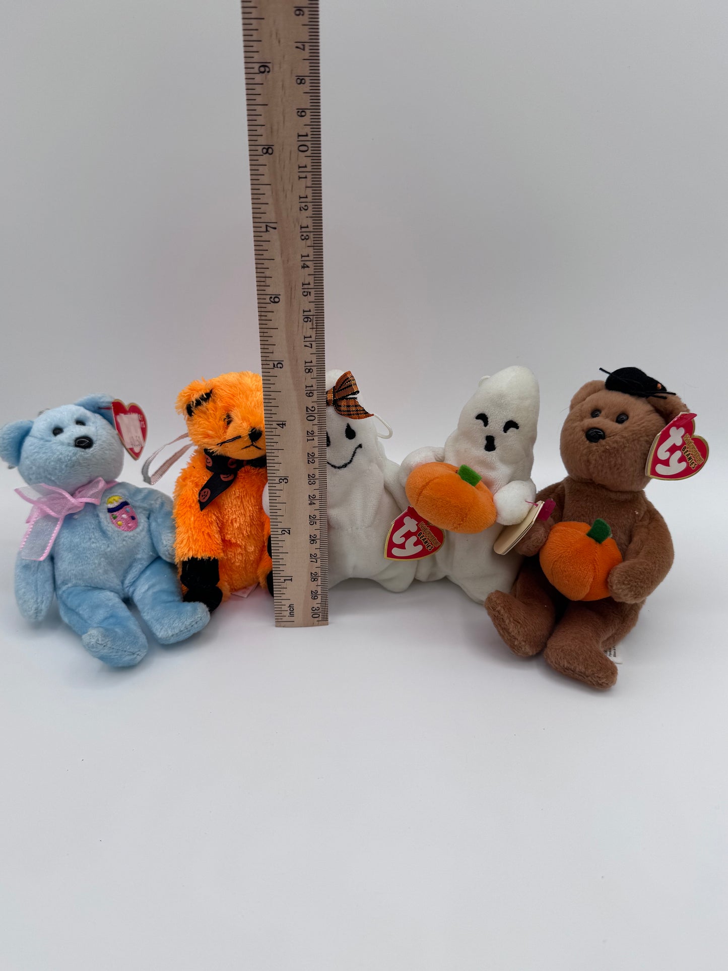 Teenie Beanie Babies Holiday- Halloweenie & Basket Set of 5